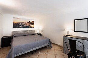 Ciuri Ciuri in Noto With 3 Bedrooms and 2 Bathrooms