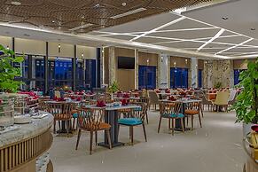 Peninsula Hotel Danang