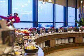 Peninsula Hotel Danang