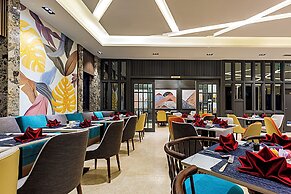 Peninsula Hotel Danang