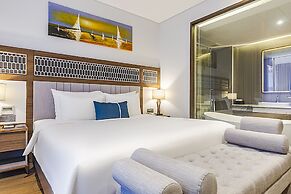 Peninsula Hotel Danang