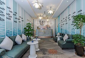 Peninsula Hotel Danang