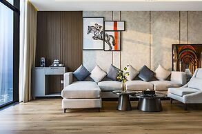 Peninsula Hotel Danang