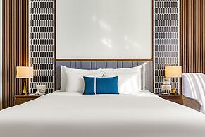 Peninsula Hotel Danang