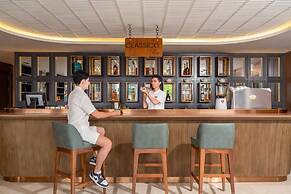 Peninsula Hotel Danang