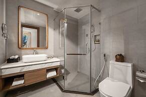 Peninsula Hotel Danang