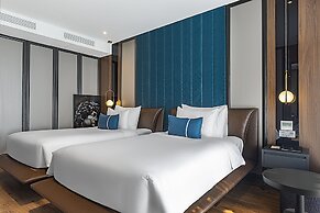 Peninsula Hotel Danang