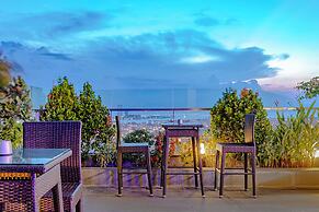 Peninsula Hotel Danang