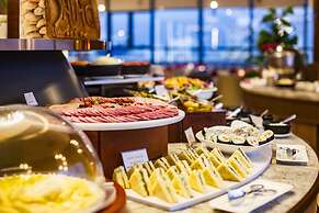 Peninsula Hotel Danang