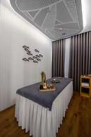 Peninsula Hotel Danang
