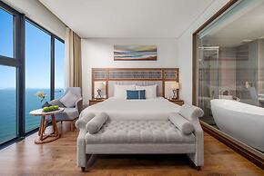 Peninsula Hotel Danang