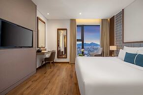 Peninsula Hotel Danang