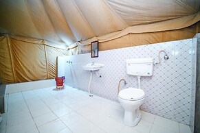 The Captain Desert Camp