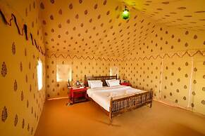 The Captain Desert Camp