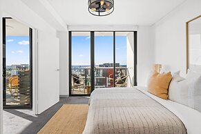 Wollongong CBD Ocean View Apartment