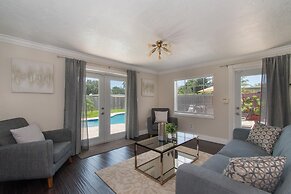 Private Pool 3BR New Modern Furniture