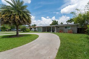 Private Pool 3BR New Modern Furniture