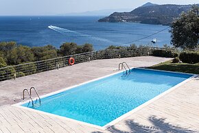 Aphaia Villas Aegina