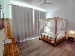 AHG Sun Bay Mlilile Beach Hotel