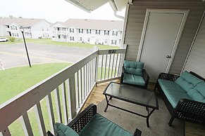 Colony Club F3 2 Bedroom Condo by Redawning