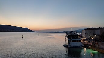 Brand new 3-bed Apartment