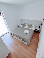 Brand new 3-bed Apartment