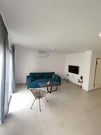 Brand new 3-bed Apartment