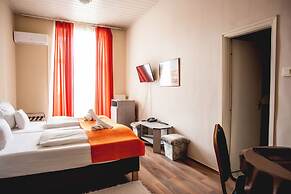 Hotel Kapos