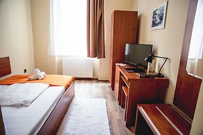 Hotel Kapos
