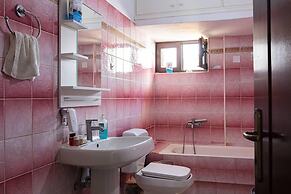 Beautiful 2-bed Apartment in Rethymno