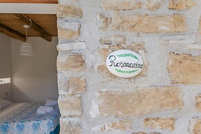 Country House L'antica Pietra