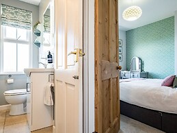 Blue Lobster Cottage