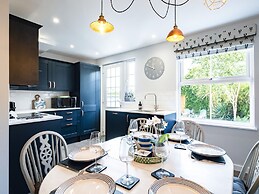 Blue Lobster Cottage