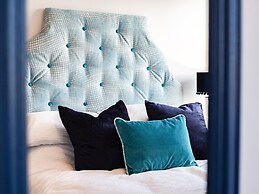 Blue Lobster Cottage