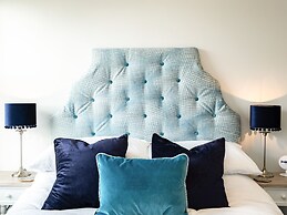 Blue Lobster Cottage