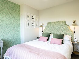 Blue Lobster Cottage