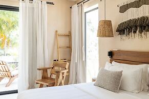 Cucu Hotel - El Cuyo