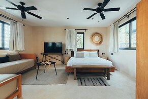 Cucu Hotel - El Cuyo