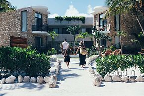 Cucu Hotel - El Cuyo