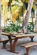 Cucu Hotel - El Cuyo