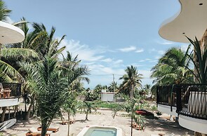 Cucu Hotel - El Cuyo