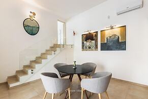 L Escalier Suite in Noto