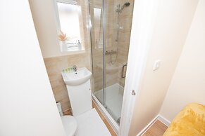 Modern Studio Apartments in Castle St