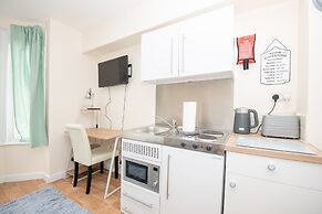 Modern Studio Apartments in Castle St