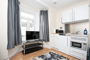 Modern Studio Apartments in Castle St