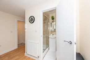 Modern Studio Apartments in Castle St