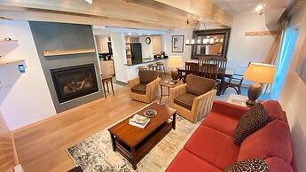 #101 Vail International