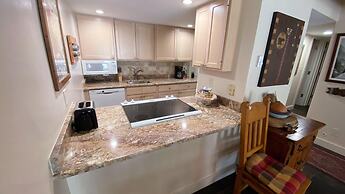 #010 Vail International