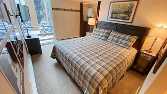 #208 Vail International