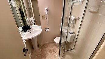 #206 Vail International